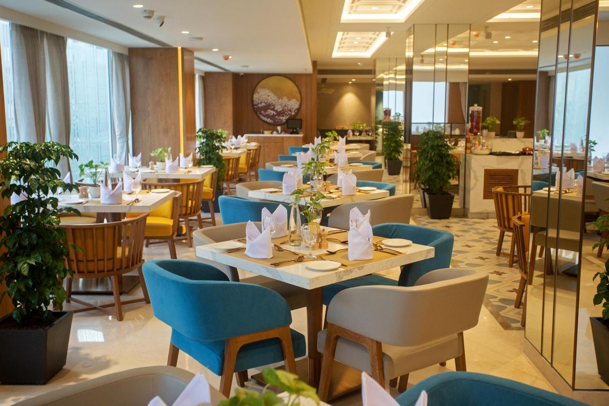 Hotel Arista By Ambition Guwahati Esterno foto