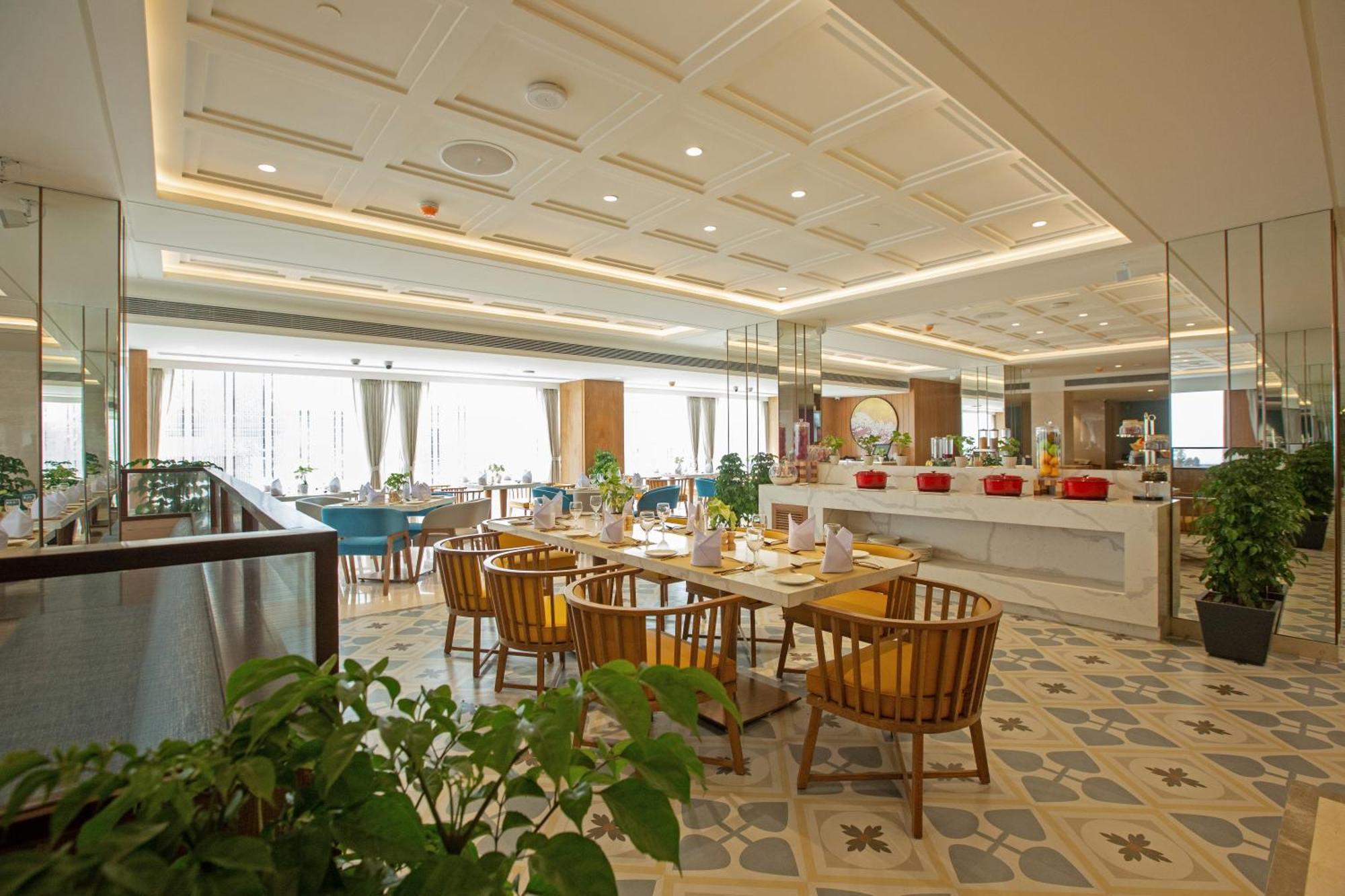 Hotel Arista By Ambition Guwahati Esterno foto
