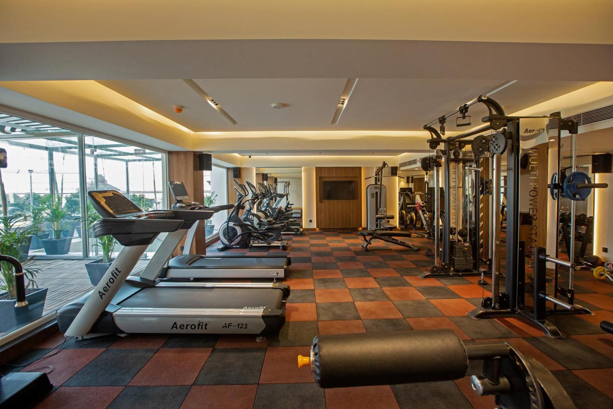 Hotel Arista By Ambition Guwahati Esterno foto