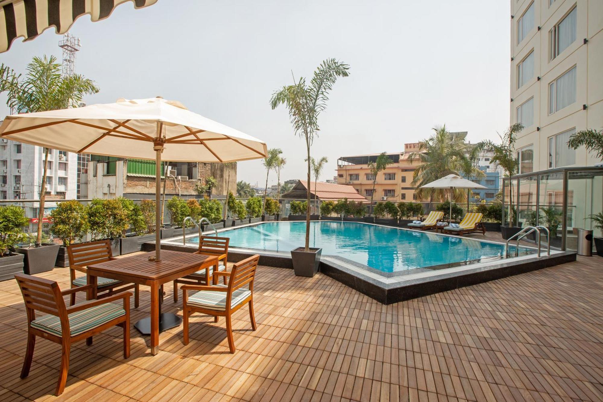 Hotel Arista By Ambition Guwahati Esterno foto